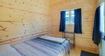 Riverfront Cabin Rental ~ 9 Mi to Yellowstone Lake