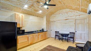 House (1 Bedroom) | Interior