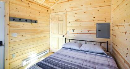 Riverfront Cabin Rental ~ 9 Mi to Yellowstone Lake