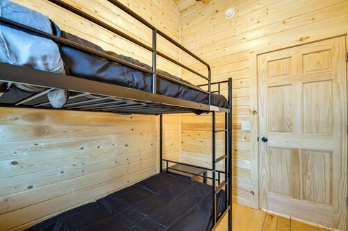 Pecatonica River Cabin ~ 9 Mi to Yellowstone Lake
