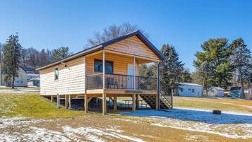 House (2 Bedrooms) | Front of property