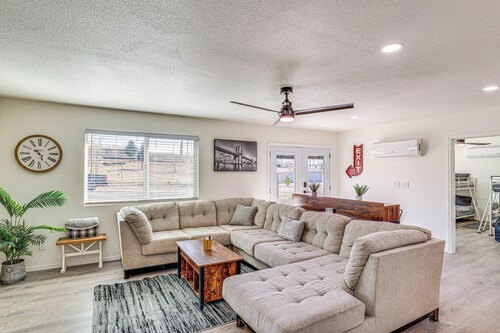 Charming Kingman Casita < 1 Mi to Route 66!