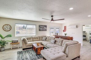 House (2 Bedrooms) | Interior