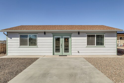 Charming Kingman Casita < 1 Mi to Route 66!