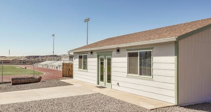 Charming Kingman Casita < 1 Mi to Route 66!