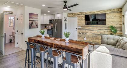 Charming Kingman Casita < 1 Mi to Route 66!