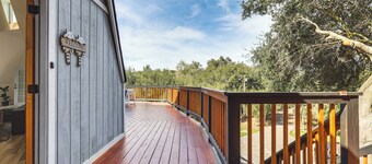 North San Diego Retreat W/deck, Fire Pit Table!