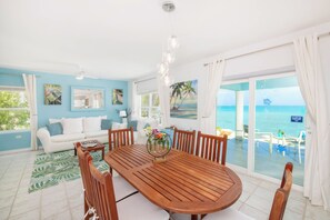 Dining - Blue Moon: Upgraded Cottage w/Sandy Beach + Backyard Snorkeling Next to Ocean Frontiers (Gun Bay)