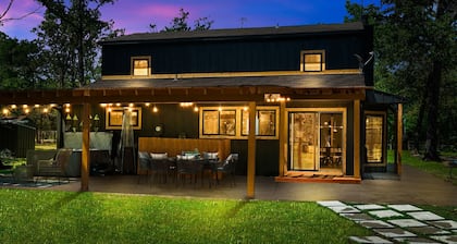 Tranquil Country Escape, 4 Bedrooms, Pond, Firepit