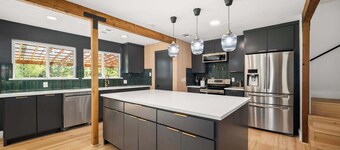 Tranquil Country Escape, 4 Bedrooms, Pond, Firepit