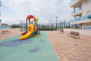 Children's area - Proche Plage, Piscine, Wifi Gratuit (Piles)