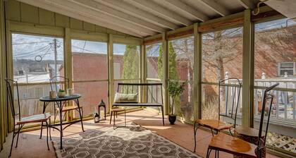 30+ Day 3BR Home One Blk off Historic Main St. Galena w/Pking and W/D