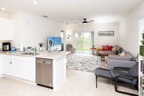 Fernseher, Videospiele, Stereoanlage