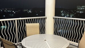 Apartment, 2 Bedrooms, Balcony | Outdoor dining - "2br At Meliá Orlando Celebration #528" (Celebration)