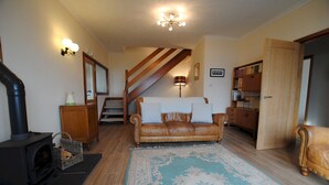 Books - Stronvar- coastal home with sea views (Pittenweem)