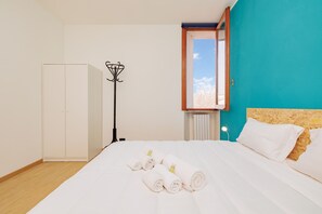 3 Schlafzimmer, Bügeleisen/Bügelbrett, WLAN, Bettwäsche
