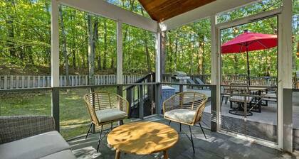 Woodlands Vacay Home - EV Chrgr,Firepit,BBQ & Deck