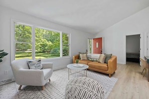 Smart TV, fireplace, offices