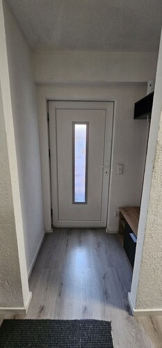 Renoviertes ruhiges Gartenapartment