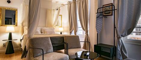 Monolocale Superior | Biancheria da letto di alta qualità, materassi in memory foam