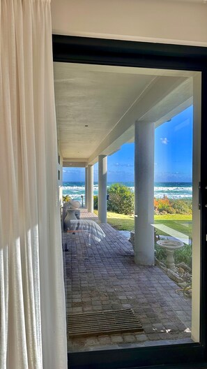 Design Room, Partial Ocean View | Terrace/patio - Sawubona Guesthouse (Gqeberha (Port Elizabeth))