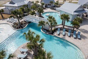 Pool - Luxury beachfront home with ocean views, pool, EV charger, chef's kitchen & golf (Port Aransas)