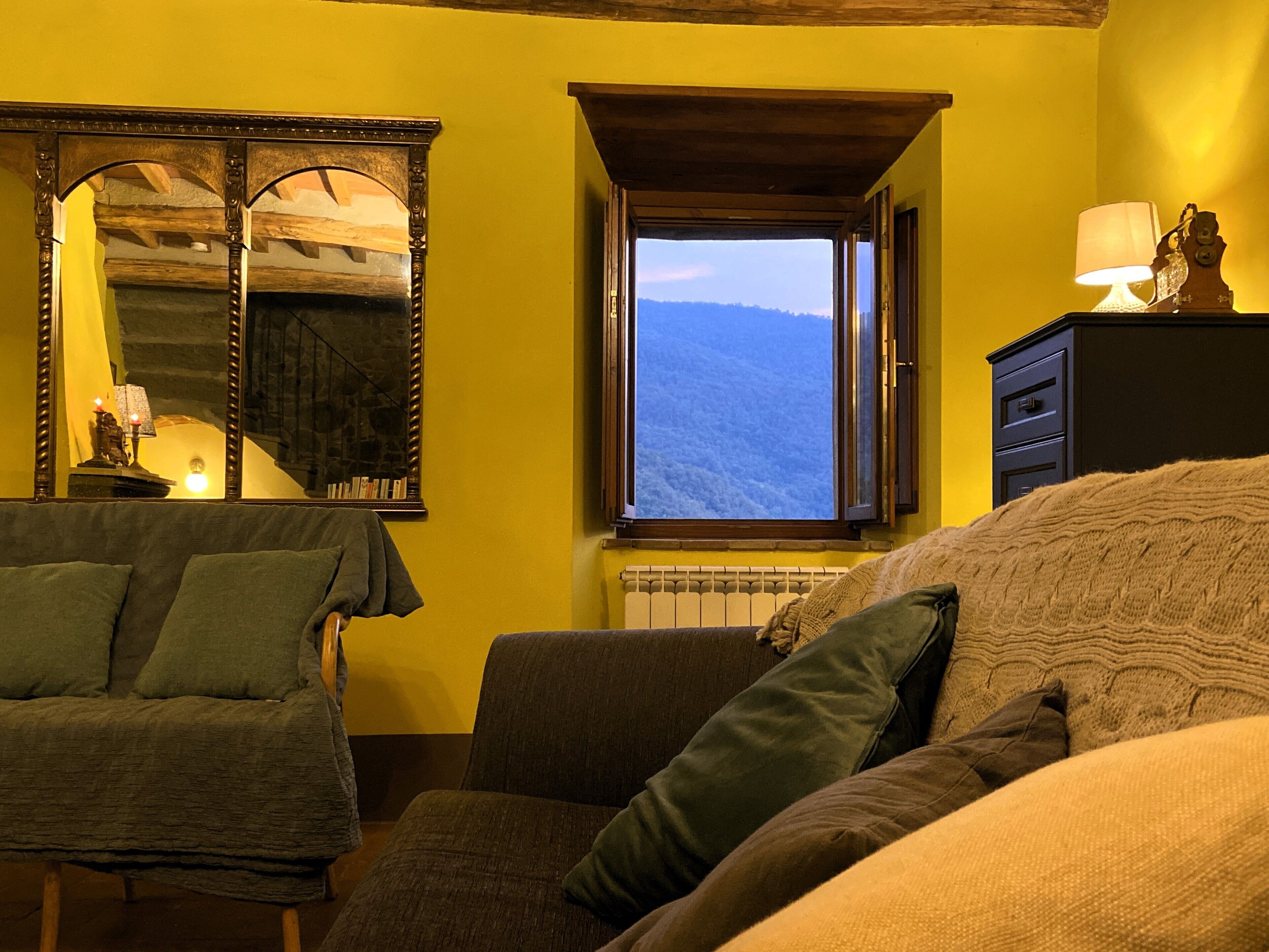 Beautiful Traditional Stone House In The Hillside Village Of Casoli, Tuscany - Abetone