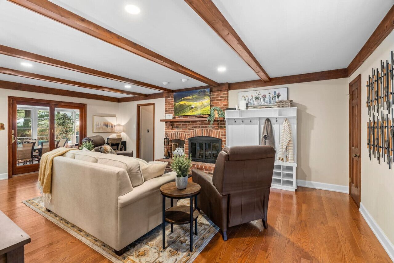 Pine Cove Retreat - 4br - Pool - New Hope, PA