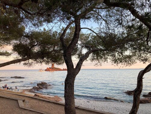 A deux pas des golfs de Valescure