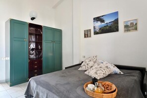 1 bedroom, free WiFi, bed sheets - Su Nenneri Apartments - 12 (Torre di Bari)