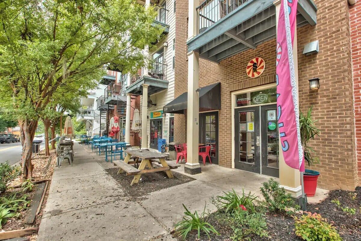 Spacious Condo...Short Walk to FSU Campus Excitement and Downtown Areas!