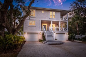 Exterior - Updated Family Home, Steps to Beach, Private Heated Pool (Saint Simons Island)
