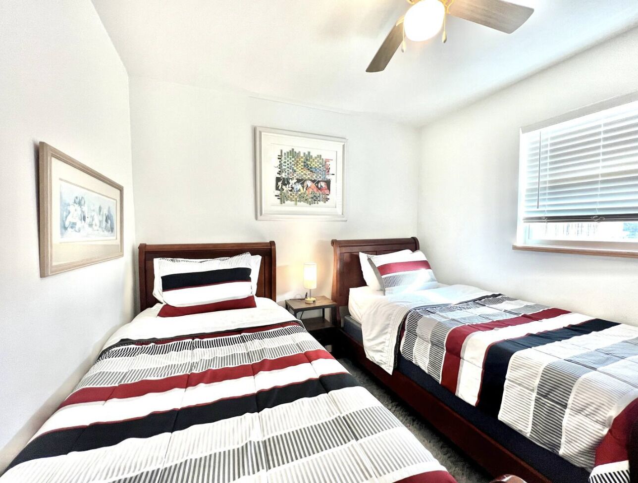 2 多间卧室、熨斗/熨衣板、WiFi、床单