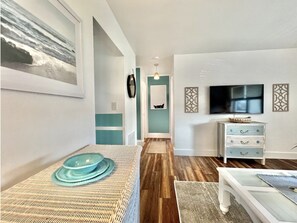 Interior - Beach House near the Ocean (Naples)