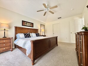 4 Schlafzimmer, Bügeleisen/Bügelbrett, WLAN, Bettwäsche