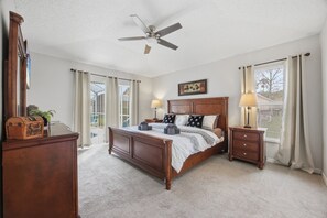 4 soverom, strykejern/-brett, wi-fi og sengetøy