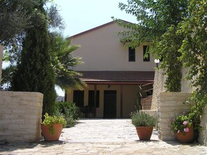 Exterior - Villa STRATOS with a PRIVATE Pool + CHILDREN's Pool + JACUZZI in Rethymno Crete! (Kaloniktis)