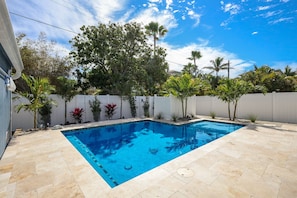 Beheizter Pool