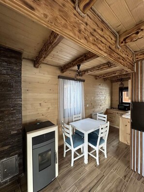 Dining - Dreamy House 3 for 5 in Zabljak (Zabljak)