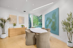 تناول الطعام