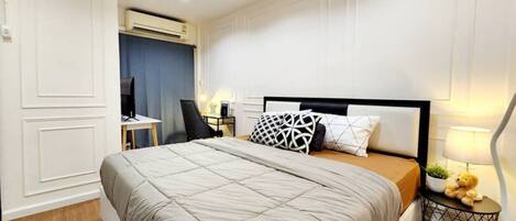 1 bedroom, WiFi, bed sheets