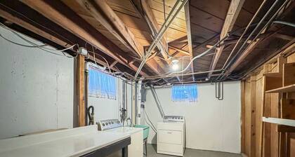 Mid-Century Spacious Ranch