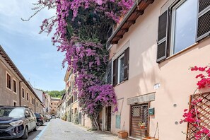 Exterior - Cozy Apartment (B4) -Up to 6 Pax - Wi-Fi / AC (Roma)