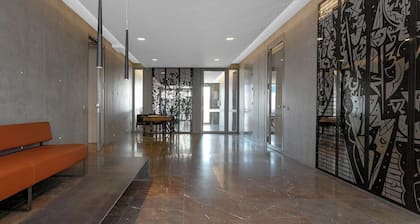 Luxury Downtown Reykjavik Condo w/ Views