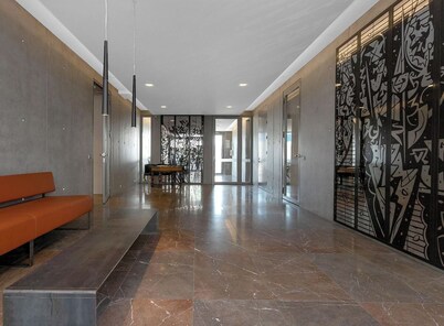 Luxury Downtown Reykjavik Condo w/ Views