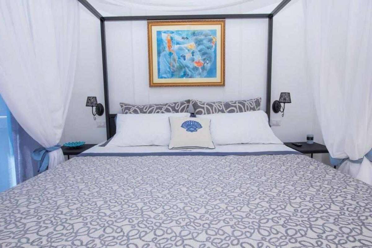 Quarto | Individualmente mobiliados