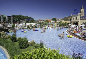 Pool - Apart hotel Gallery Studio (Слънчев бряг)