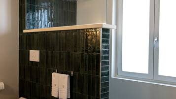 Deluxe-Zimmer | Badezimmer