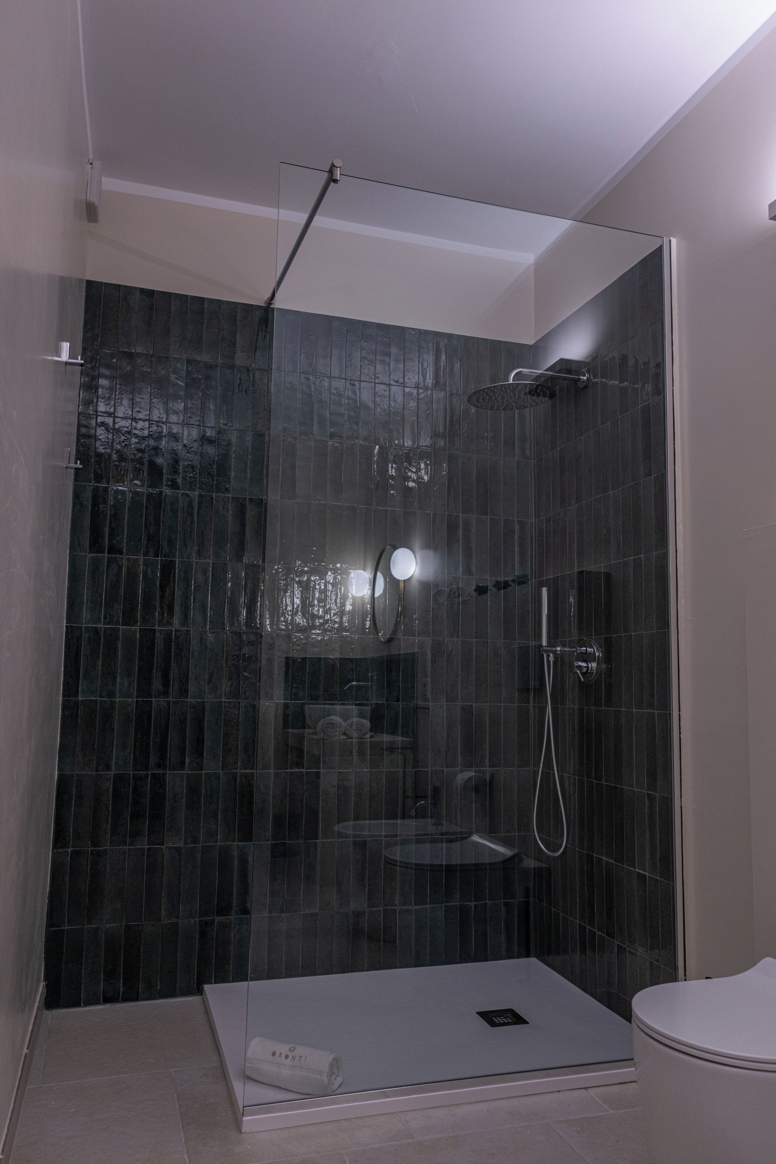Camera familiare | Bagno | Doccia, asciugacapelli, bidet, asciugamani