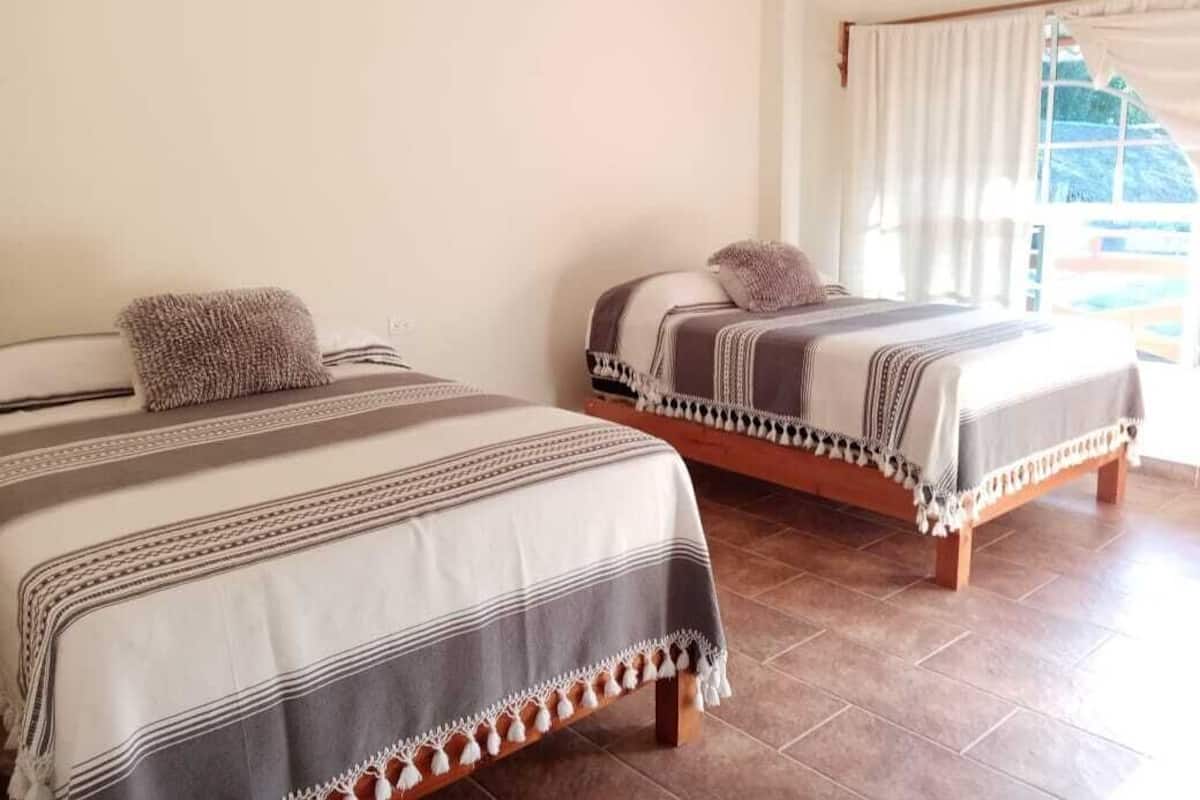 Traditional Quadruple Room | 1 bedroom, hypo-allergenic bedding, down duvets, Tempur-Pedic beds